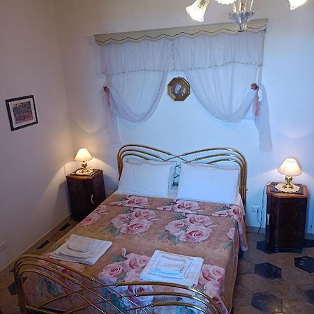 Angelina Antica Dimora Bed & Breakfast Terracina Eksteriør bilde