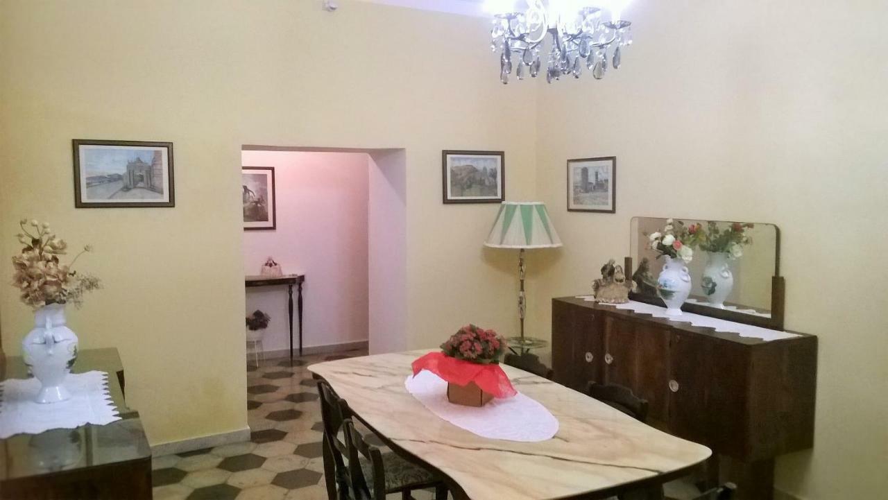 Angelina Antica Dimora Bed & Breakfast Terracina Eksteriør bilde